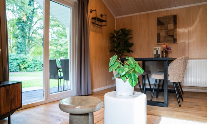 Oirschot Ski Chalet | Apartment in Eindhoven Near City Center