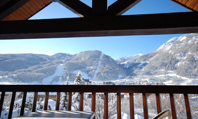 La Salle-les-Alpes Apartment | Apartment in a chalet in the heart of the Serre Chevalier