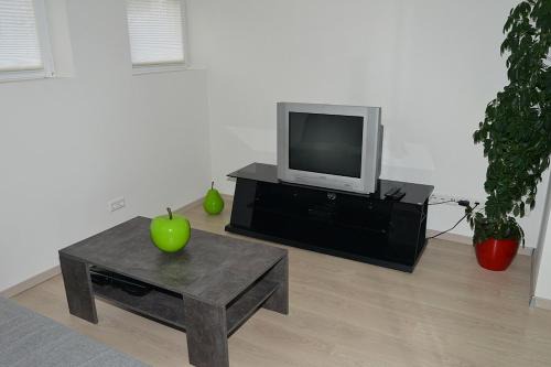 Reutlingen-Sickenhausen Apartment | Apartment in Reutlingen/Sickenhausen