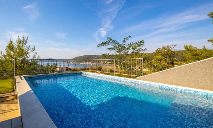 Rab Town Apartment | Apartment in Supetarska Draga with Seaview, Balcony, Air condition, WIFI (3321-2)