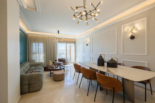 Jerusalem Apartment | Apartment in Sarei Israel Blvd, Jerusalem