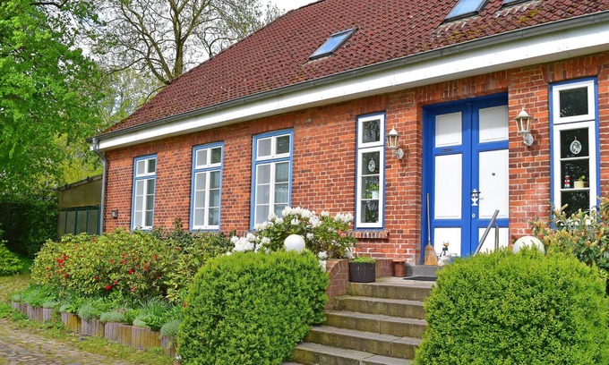 Metelsdorf Apartment | Apartment in Schultenbrook with garden