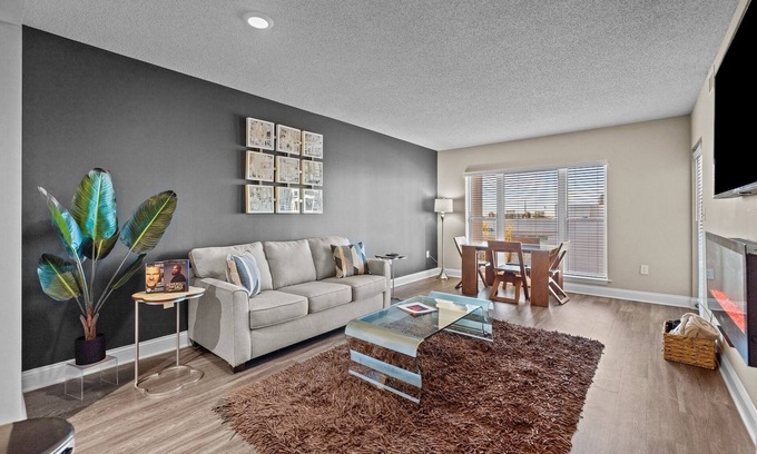 Third Ward Apartment | Apartment in Uptown Charlotte N.C with City View!