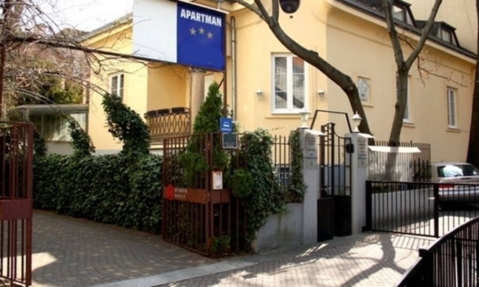 Zagreb Apartment | Apartment in Zagreb with Terrace, Air condition, WIFI, Washing machine (3798-1)