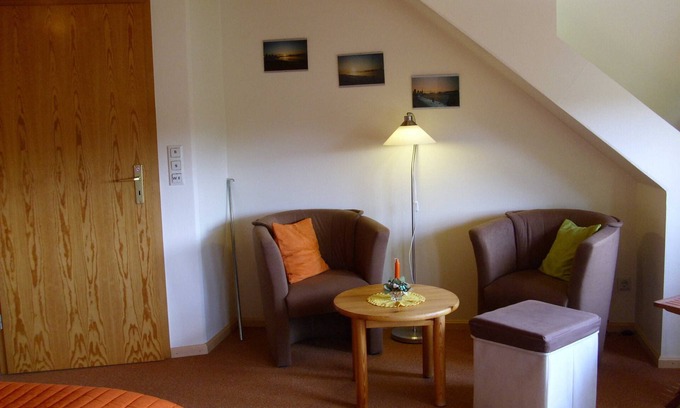 Owschlag Apartment | Apartment Lärchenblick - RED Apartments Haus Roggenbach