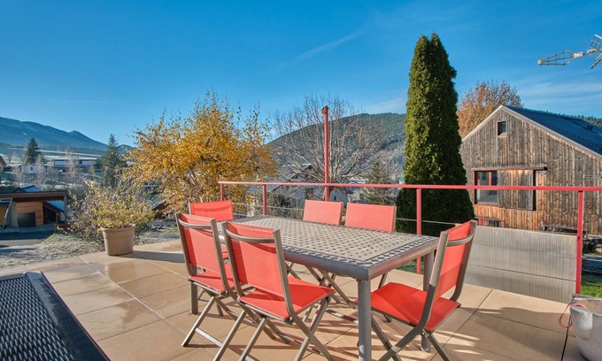 Villard-de-Lans Apartment | Apartment 'La Croix Du Sud' with Mountain View, Private Terrace and Wi-Fi