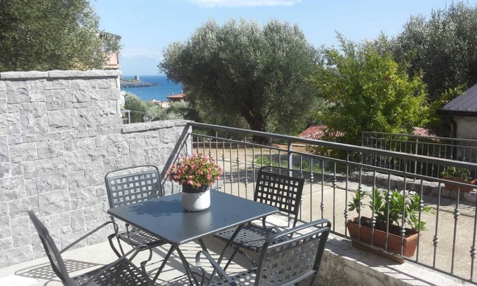 Marina Di Camerota Apartment | Apartment La Chiandata