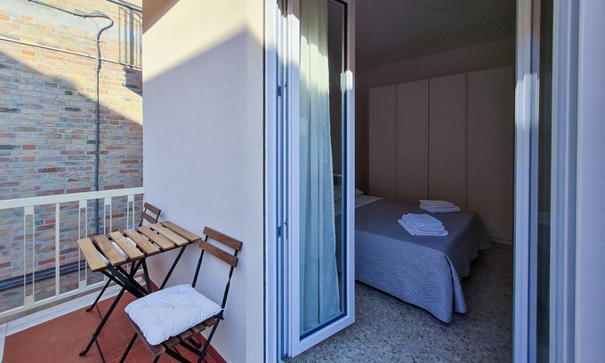 Porto San Giorgio Apartment | Apartment "La Roscia House" with Balcony & Wi-Fi