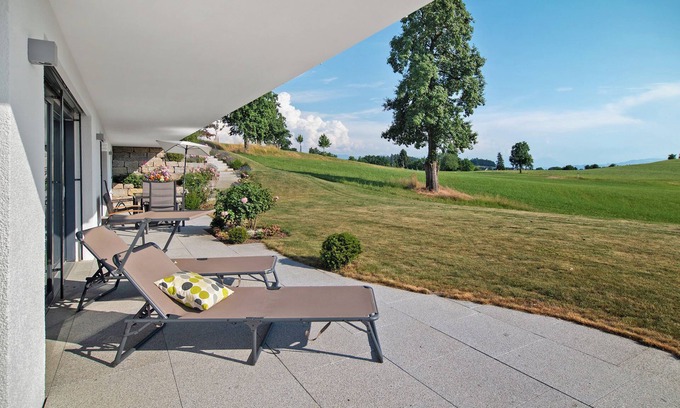 Doberatsweiler Apartment | Apartment 'Landschaftstraum Am Bodensee' with Mountain View, Private Terrace and Wi-Fi