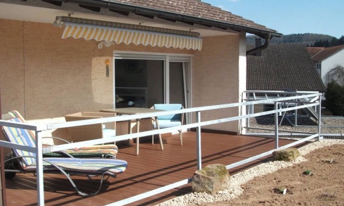 Fischbach bei Dahn Apartment | Apartment 'Lützelhardt' with Mountain View, Shared Garden and Wi-Fi