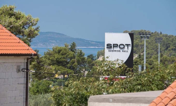 Istok Apartment | Apartment Marie (117651-A1) - Makarska