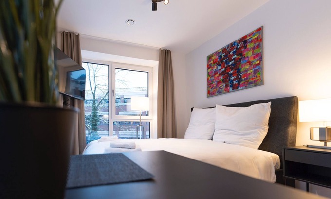 Bahnhofsviertel Apartment | Apartment Max, urban, central and modern living.
