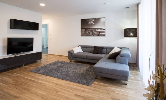 Kornwestheim Apartment | Apartment - Modern and exclusive 4-room apartment