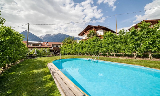 Schenna Apartment | Apartment "Mosttragerhof 1" with Mountain View, Shared Pool & Wi-Fi
