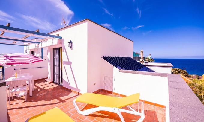 Puerto Naos Apartment | Apartment 'Nautilus 6' with Sea View, Private Terrace and Wi-Fi