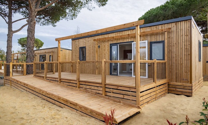 Le Grau-dʼAgde Ski Chalet | Apartment near Béziers and Vineyards