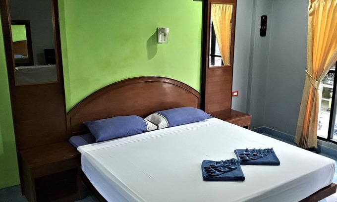 Nanai Road Apartment | Apartment next to Jungceylon