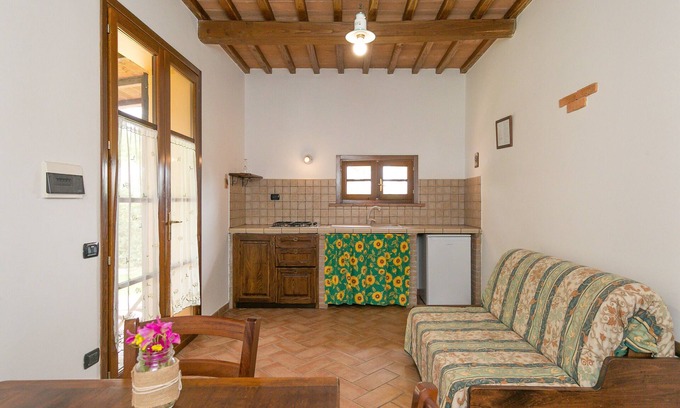 Piombino Apartment | Apartment 'Olivo' with Shared Pool, Wi-Fi and Air Conditioning