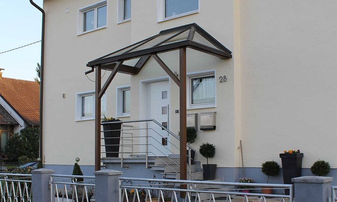 Wasser Apartment | Apartment on Castlesdam