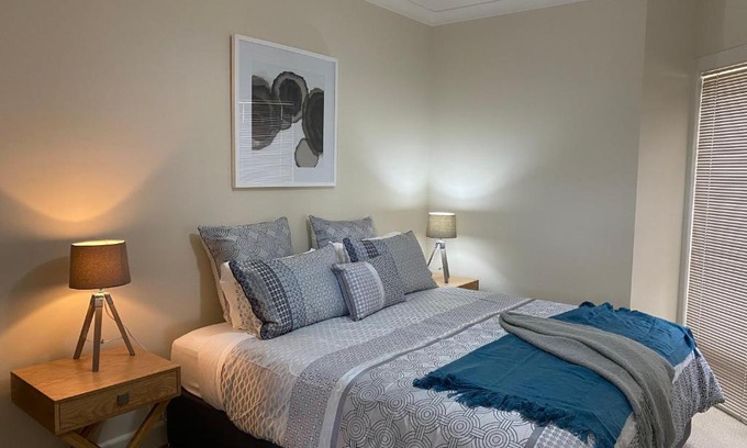 Mount Gambier Apartment | Apartment on Lake Terrace