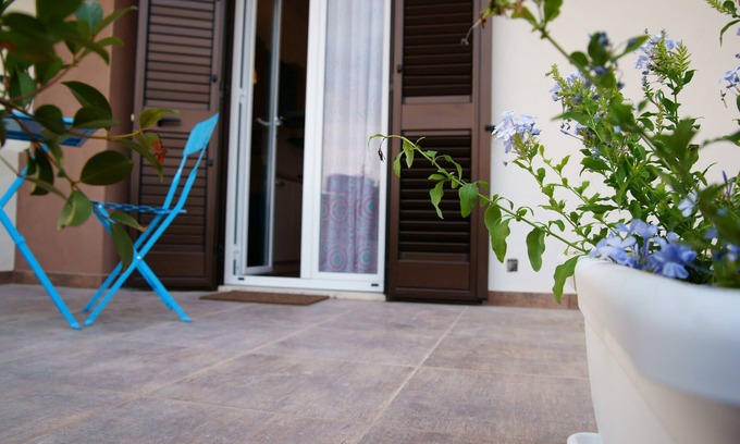 Marina di Modica Apartment | Apartment overlooking the sea with private pool