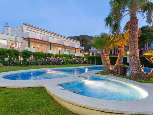Llanca Apartment | Apartment Palmiers I-7 by Interhome