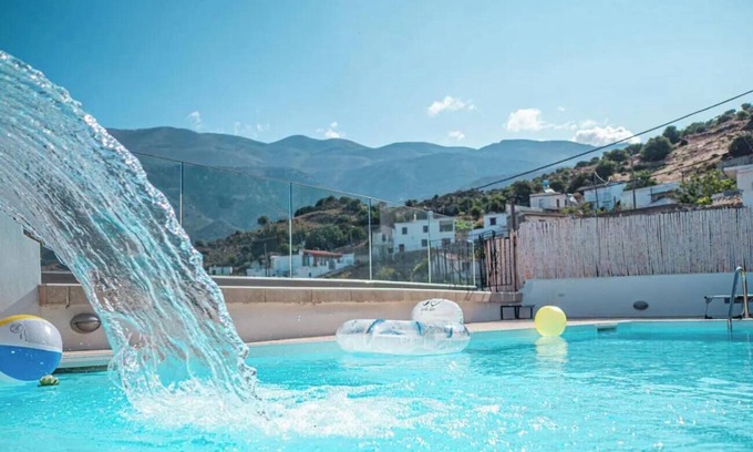 Kouroutai Apartment | Apartment 'Peristeres' with Mountain View, Wi-Fi and Air Conditioning