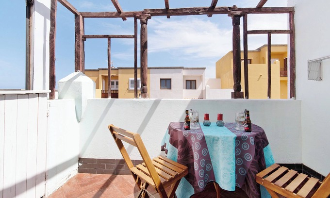 Telde Apartment | Apartment "Playa del Hombre" with Sea View, Private Terrace & Wi-Fi