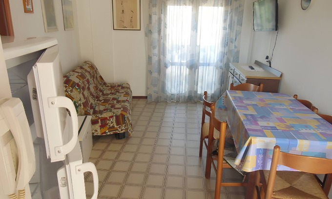 Jesolo Apartment | Apartment 'Renata 25' with Private Terrace and Balcony