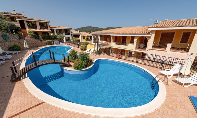 Villasimius Apartment | Apartment "Residenza del Sole 1" with Shared Pool & A/C