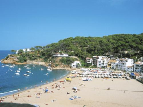 Sa Riera Apartment | Apartment S'Esquirol Nº3 by Interhome