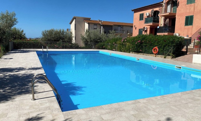 Realmonte Apartment | Apartment - Sleeps 2 & swimming pool