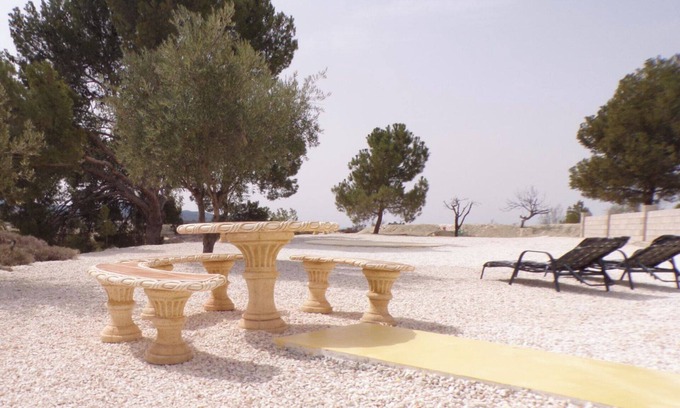 El Partidor Apartment | Apartment Sleeps 4 With Private Pool