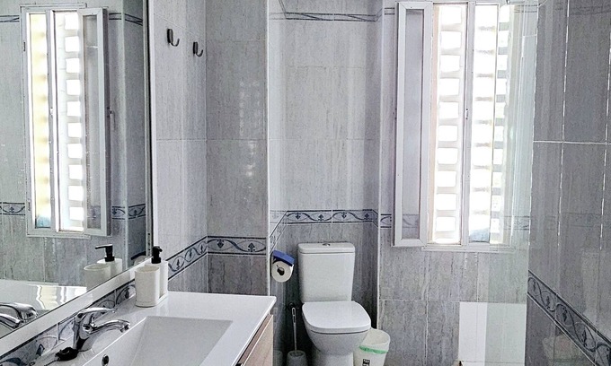 Cadiz Apartment | Apartment "soplos de vida" close to the beach 7 people