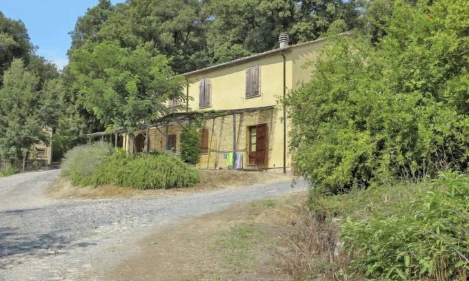 Pomarance Apartment | Apartment Sorbo in Canneto - 4 persons, 2 bedrooms