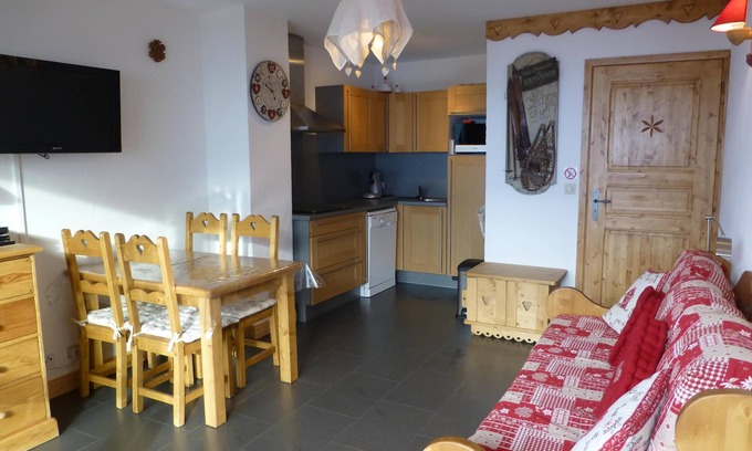 Val-Thorens Apartment | APARTMENT south at the foot of the slopes 4 pers. 32 m²- WIFI-Beau Soleil - SATURDAY to SATURDAY