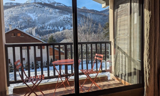 Saint-Chaffrey Apartment | Apartment T1 - 4 people - Serre Chevalier - Chantemerle