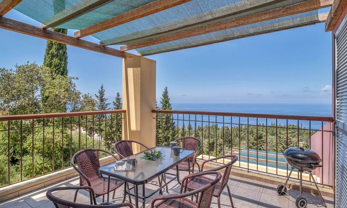 Drimonas Apartment | Apartment 'Villa Penelope' with Sea View, Wi-Fi and Air Conditioning