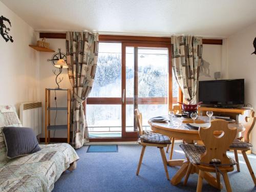 Le Corbier Apartment | Apartment Vostok Zodiaque-86 by Interhome