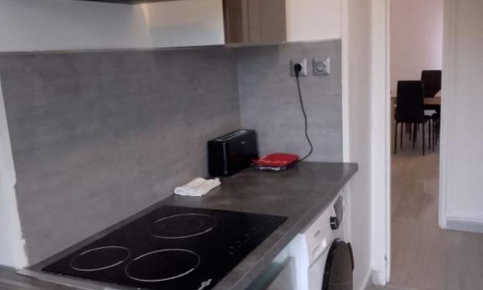 Morlaix Apartment | Apartment with 2 bedrooms and a large living area Morlaix near the station