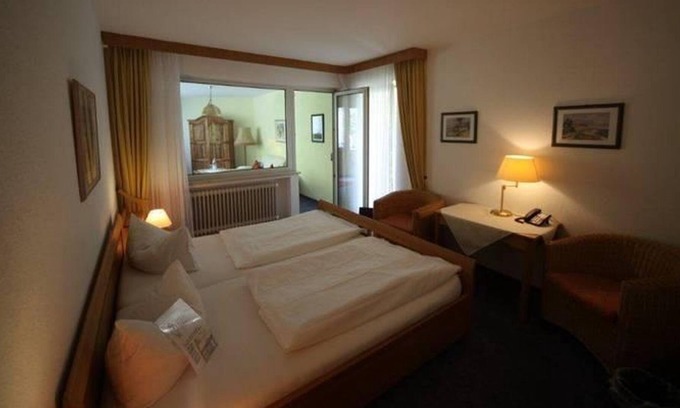 Bad Bertrich Apartment | Apartment with balcony - Hotel Am Schwanenweiher