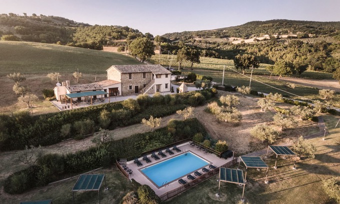 Assisi Apartment | Apartment with swimming pool in the hills of Umbria