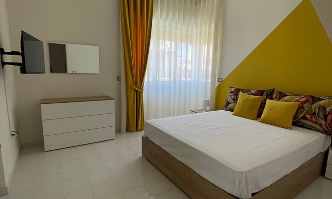 Sorrento City Centre House | Apartment within walking distance of downtown and the sea