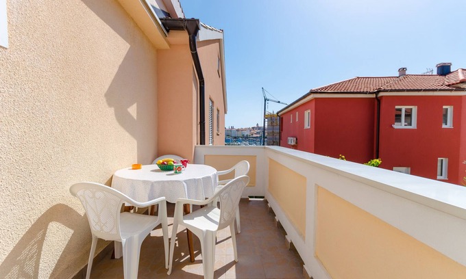 Rab Apartment | Apartment Zdravka (86051-A1) - Banjol - island Rab