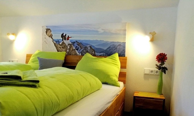 Grainau Apartment | Apartment Zwölferkante - wonderful apartment with a view of the Zugspitze