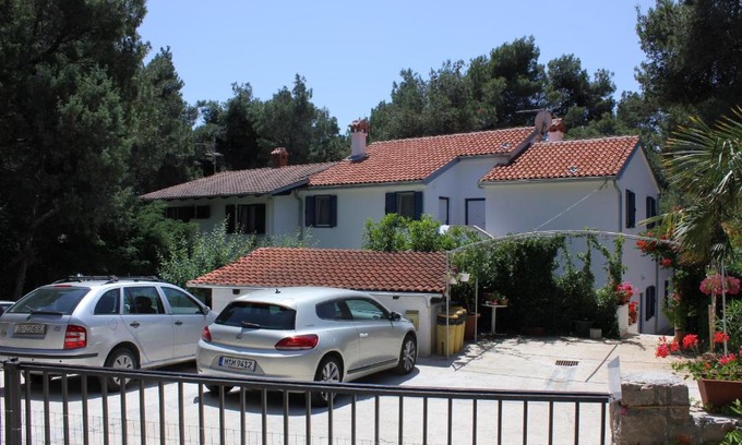 Artatore Apartment | Apartments by the sea Artatore, Losinj - 7935