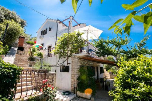 Bobovisca Apartment | Apartments by the sea Bobovisca na Moru, Brac - 11901