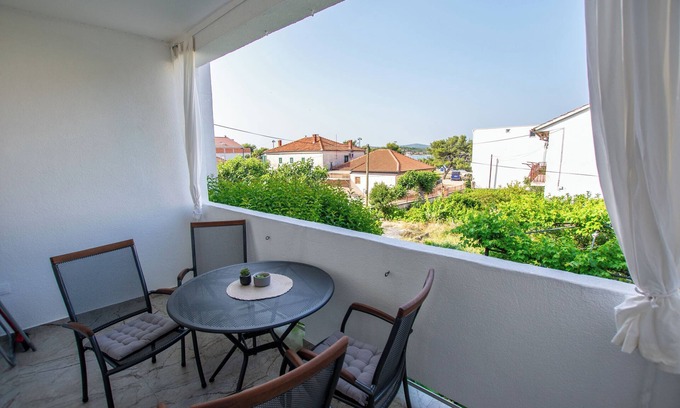 Turanj Apartment | Apartments Josip (27001-A1) - Turanj
