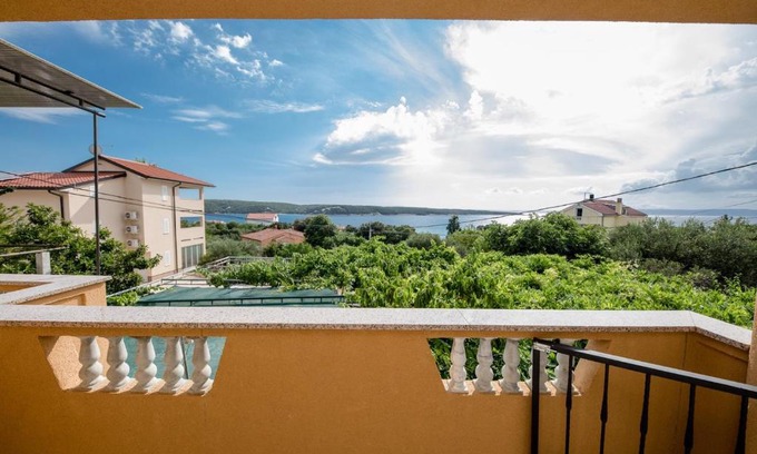 Rab Town House | Apartments Makaus