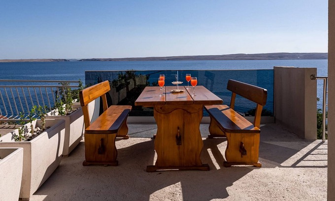 Baric Draga Apartment | Apartments Rina - one bedroom apartment with a sea view A2